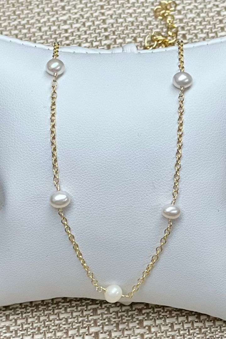 Pearl + Chain Necklace