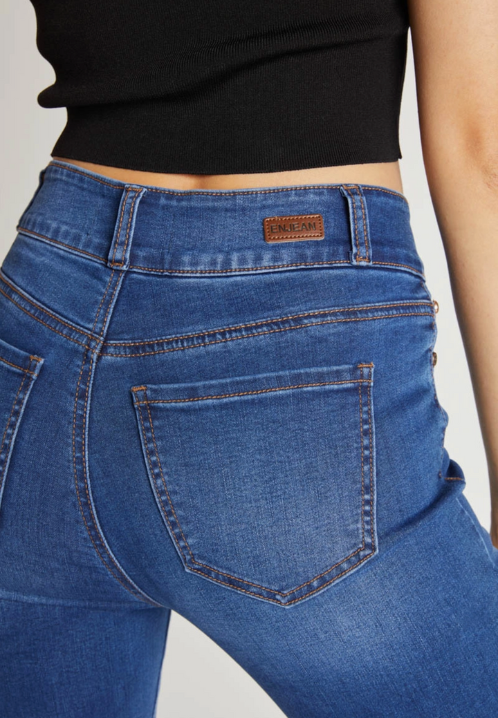 Emily Classic Bootcut Jeans