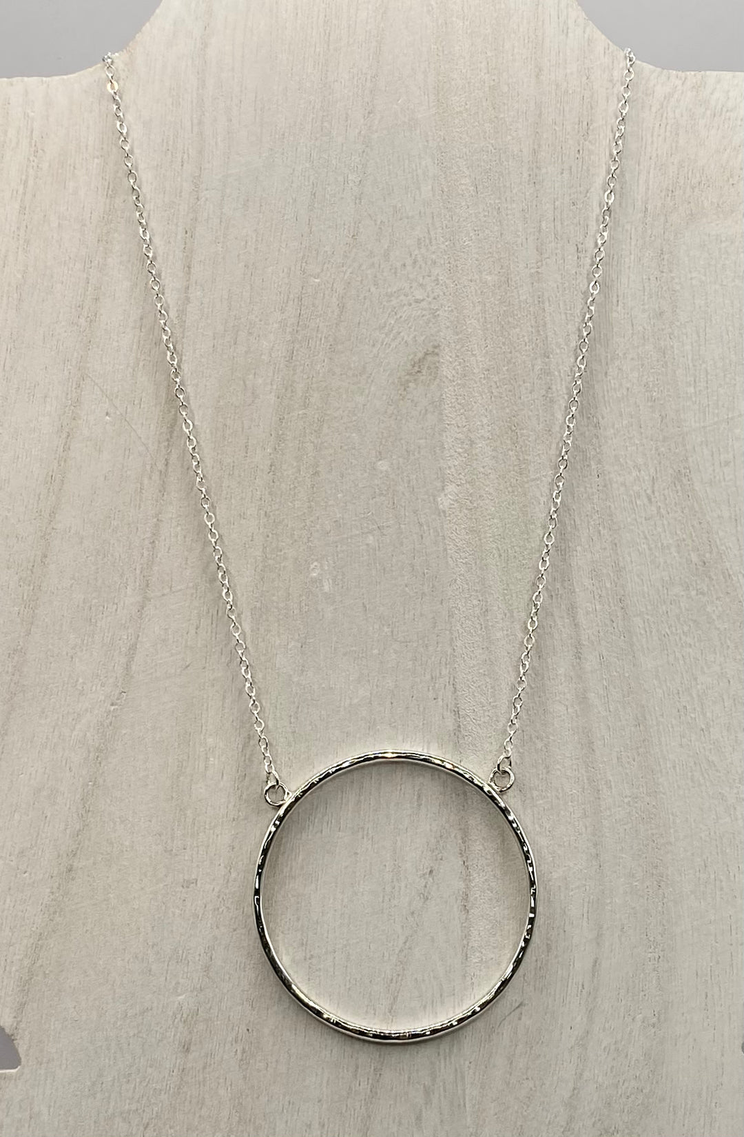 Beth Silver Circle Split Chain Necklace