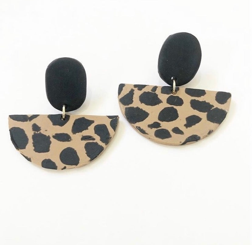 Give Thanks to God Earrings