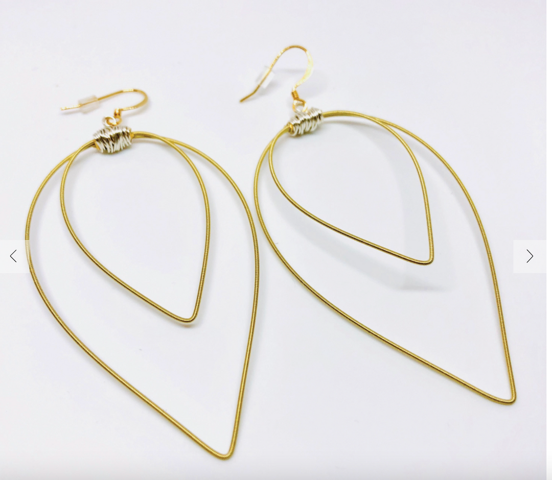 Amanda Guitar String Earrings