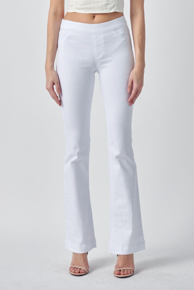 Trixie White Flared Pull On Jeans