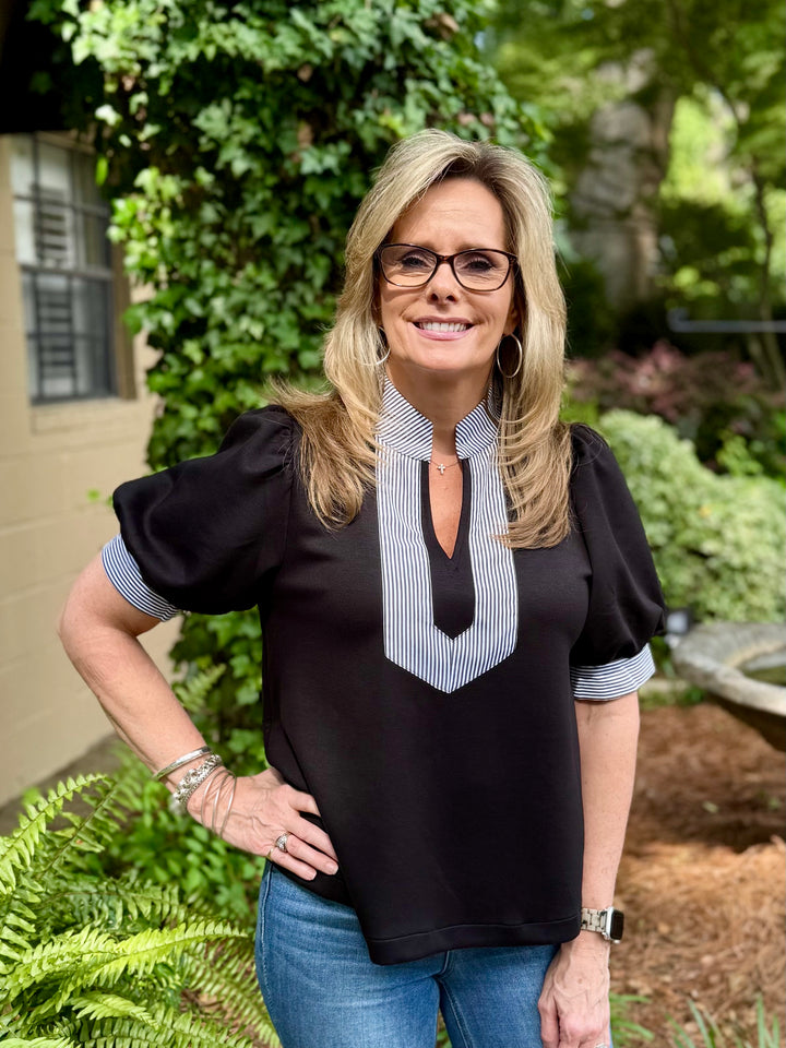 Allie V-Neck Short Puff Sleeve Top