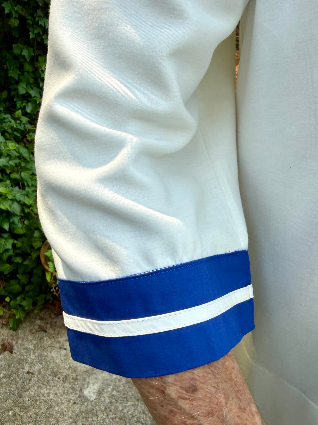 Mary Jo 3/4 Sleeve V-Neck Top