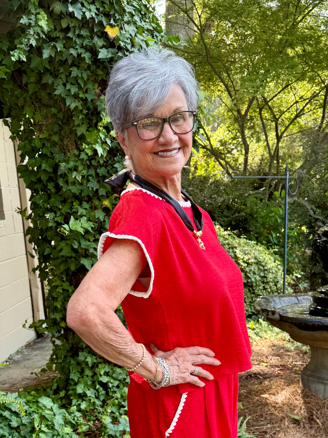 Lillian Short Sleeve Red Top | Drop Shoulder Crinkle Fabric with Scallop Embroidery