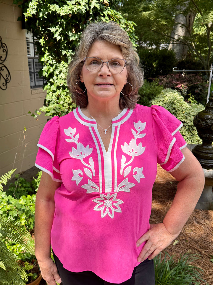 Angie Short Flutter Sleeve Top – Floral Appliqué Crinkle Blouse