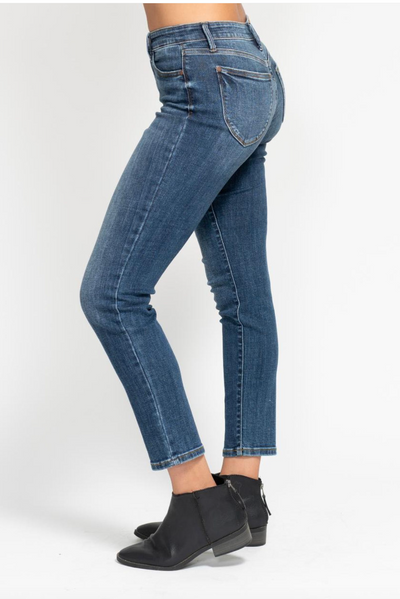 Cassie Slim Fit Jeans