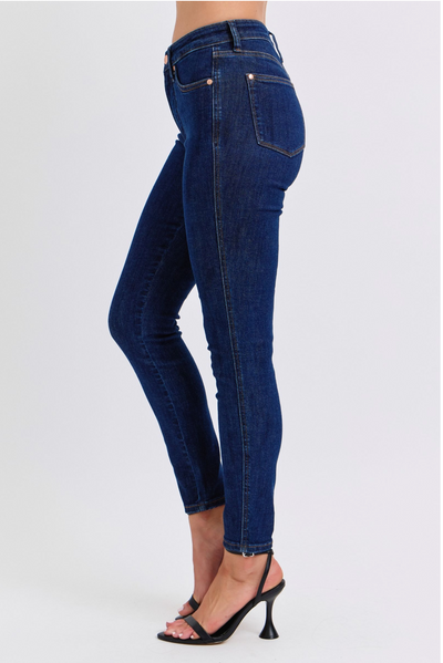 Emmie Classic Skinny Jean