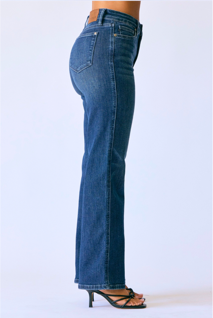 Bailey Petite Straight Fit Jeans