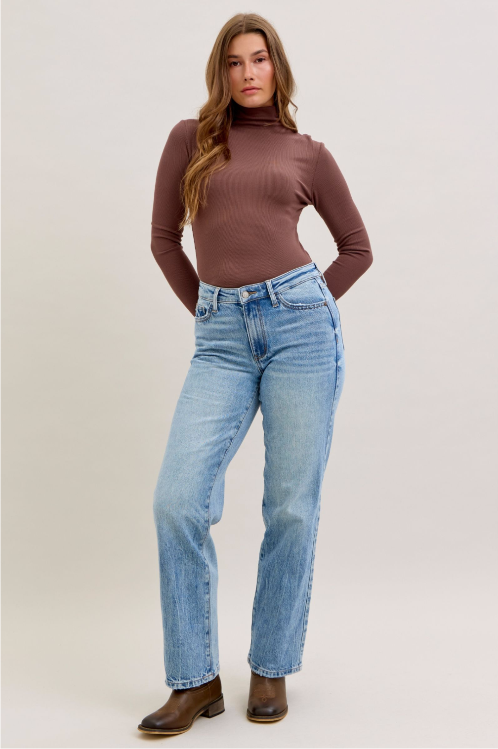 Judy Blue Claire Mid-Rise Rigid Straight Leg Jeans