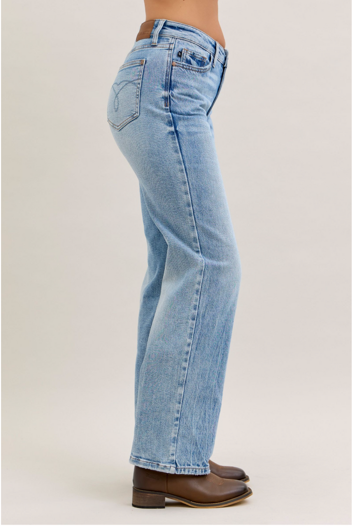 Judy Blue Claire Mid-Rise Rigid Straight Leg Jeans