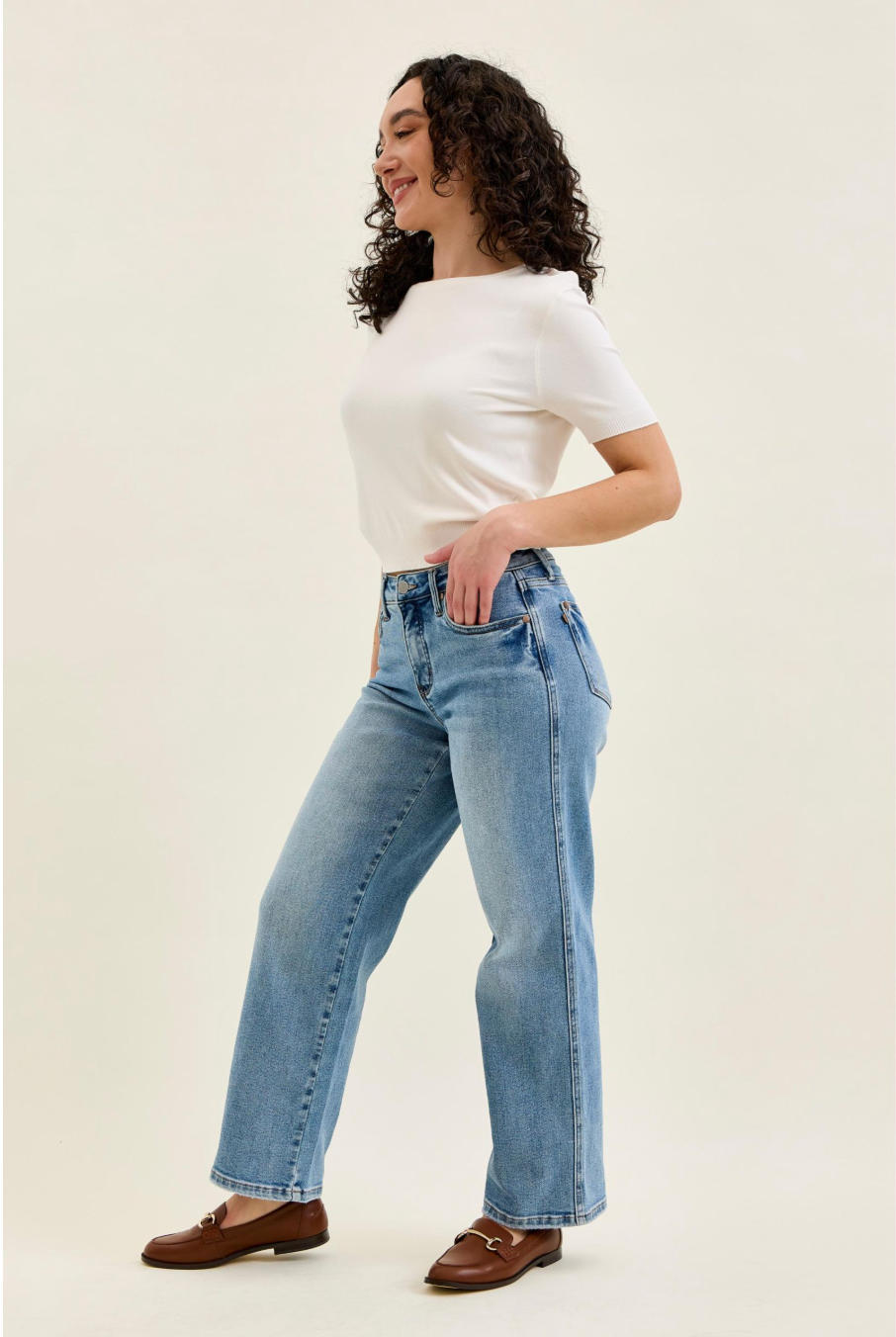 Valerie Mid Rise Petite Tummy Control Vintage Wash Jeans