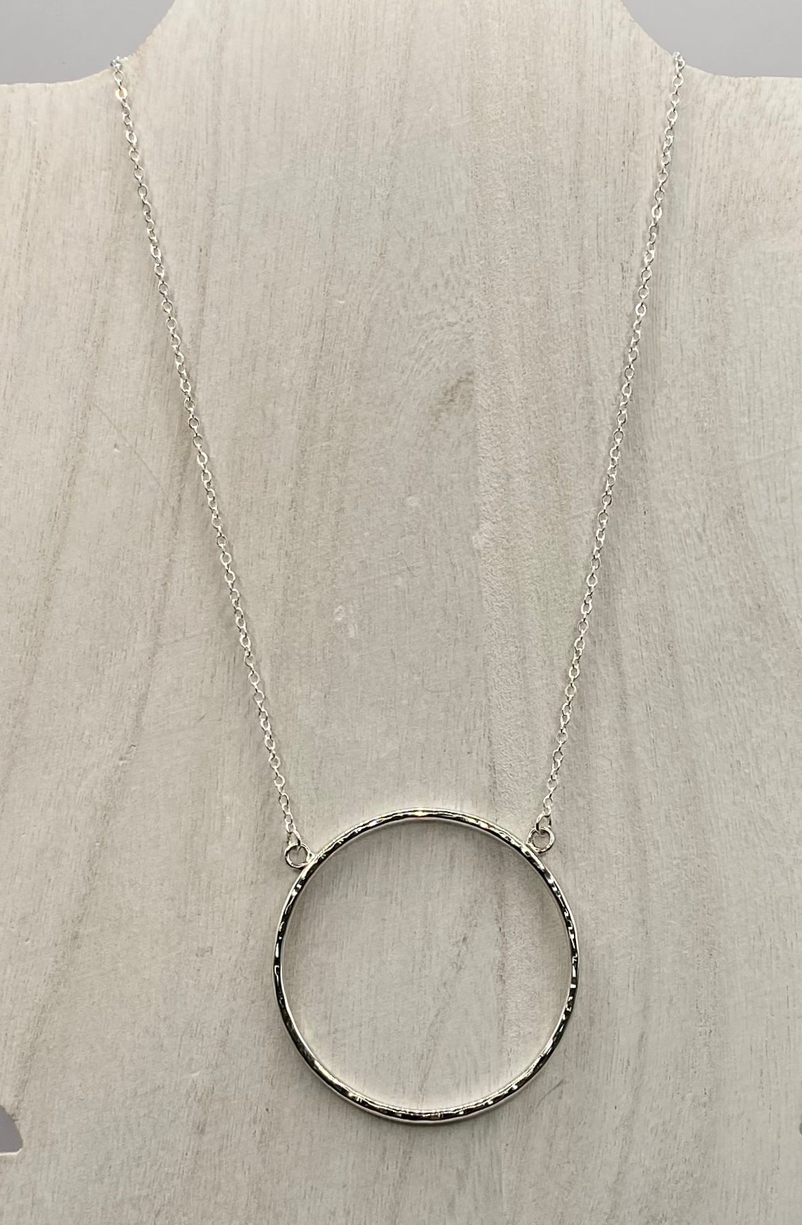 Beth Silver Circle Split Chain Necklace