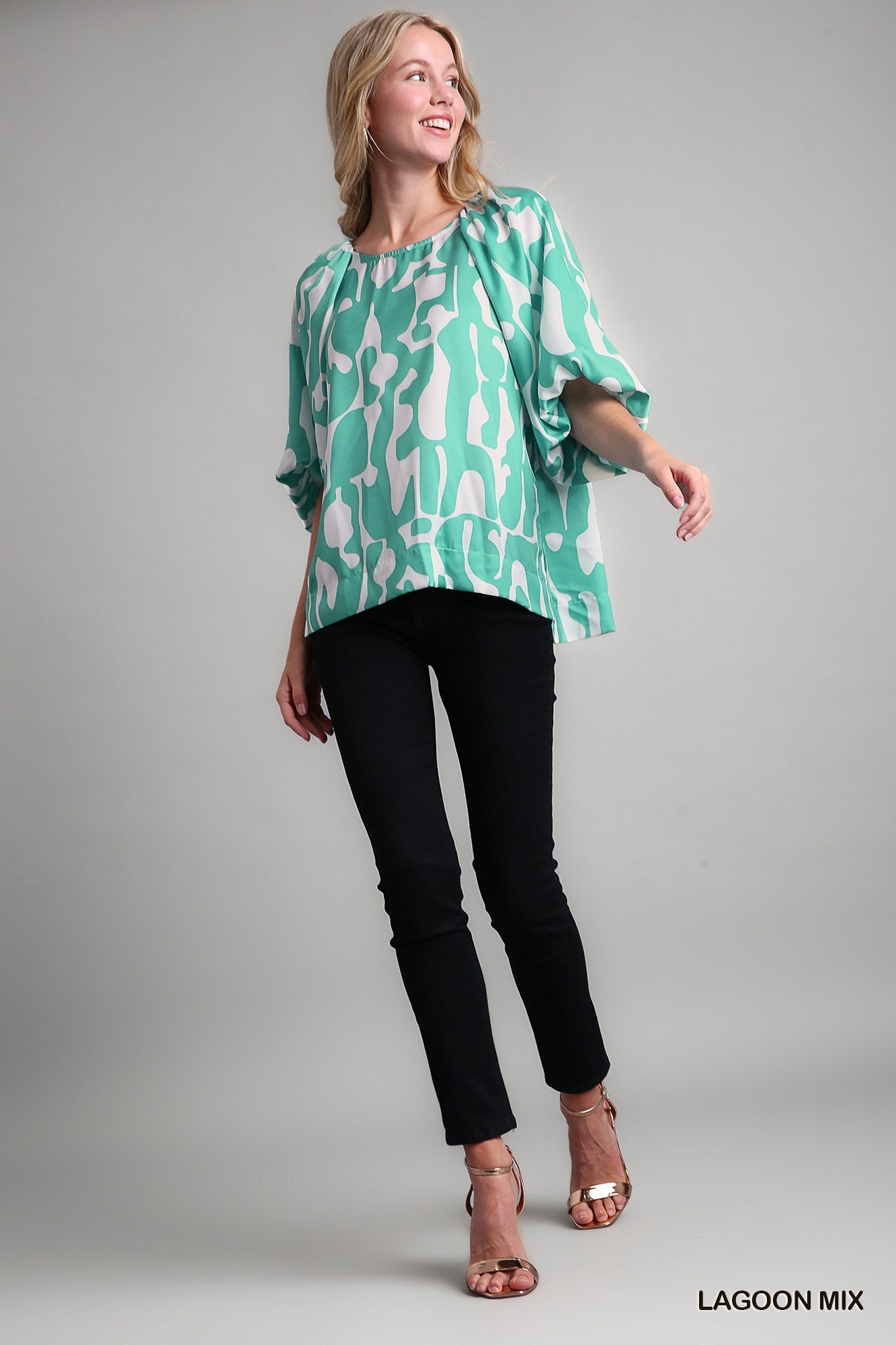 Lylah Balloon Sleeve Top