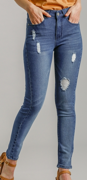 Cash Distressed Skinny Jean