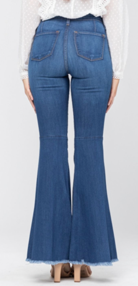 Marisa High Waist Super Flared Jeans